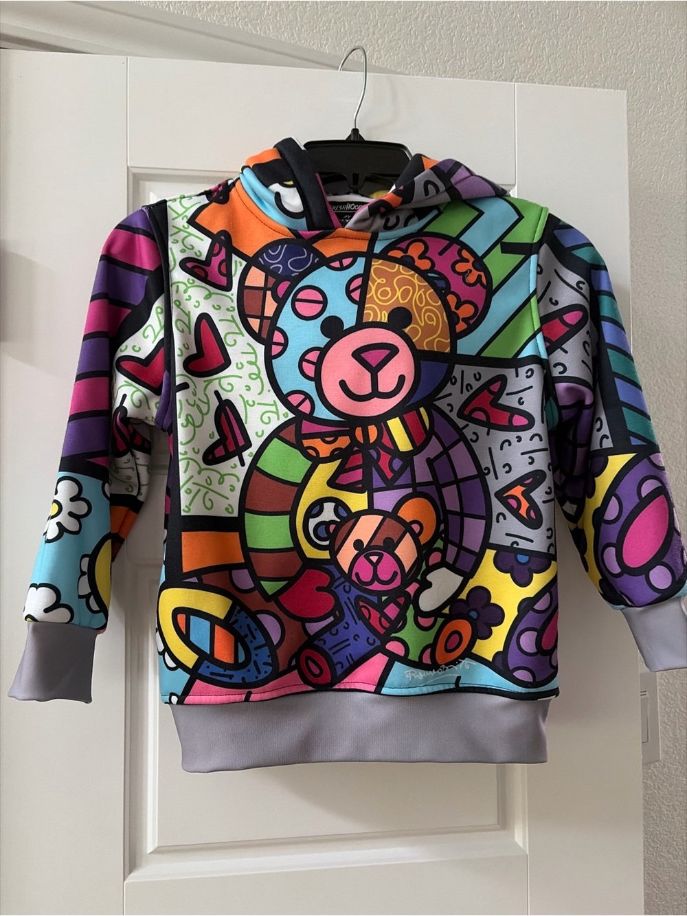Girls' Multicolor Patchwork Bear Hoodie - Vibrant Graphic Pullover
